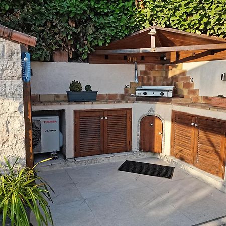 Charmant 2P Au Calme, Jardin, Piscine, Vue Panoramique Et Stationnement Villeneuve-Loubet Zewnętrze zdjęcie