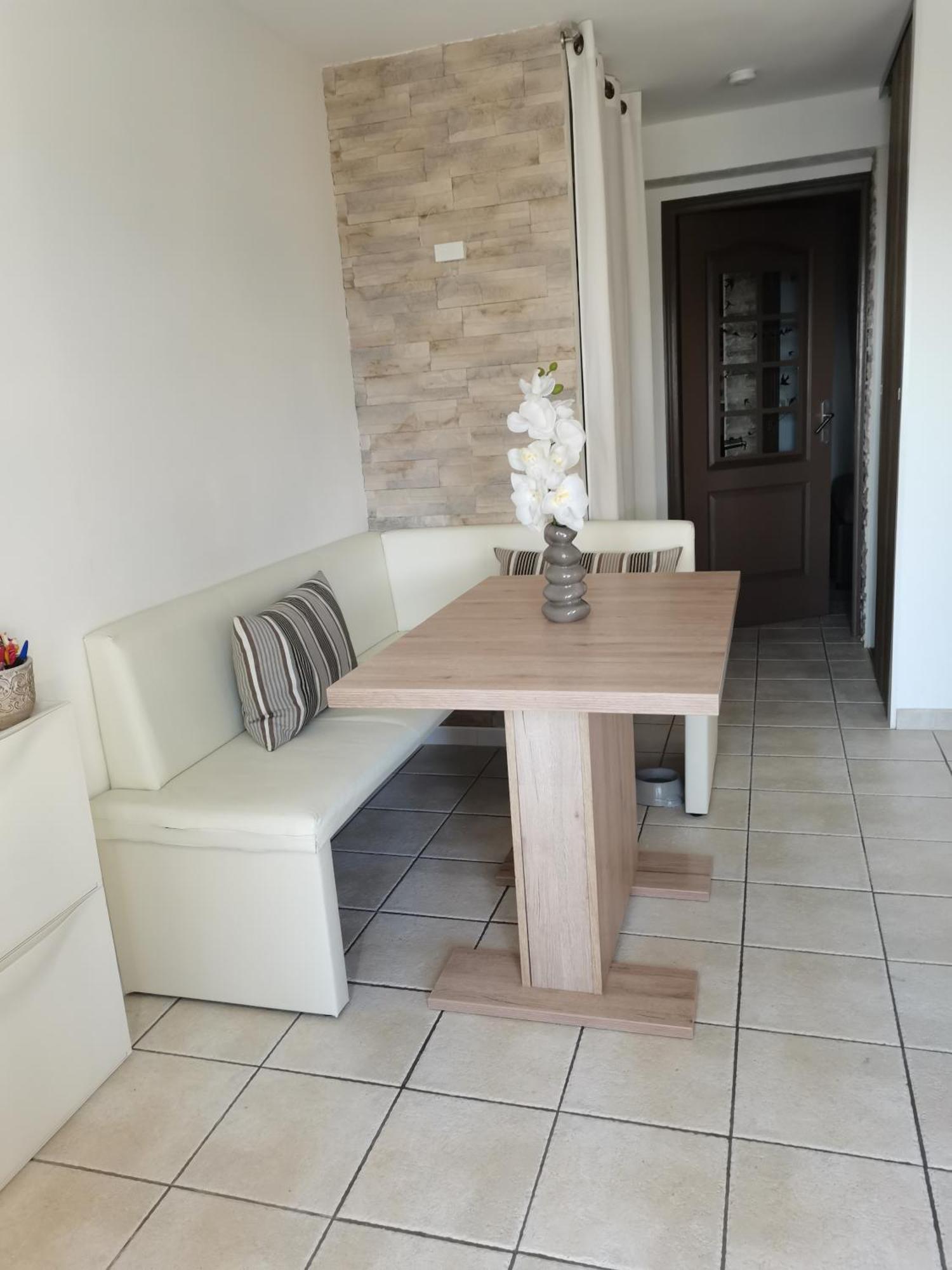 Charmant 2P Au Calme, Jardin, Piscine, Vue Panoramique Et Stationnement Villeneuve-Loubet Zewnętrze zdjęcie